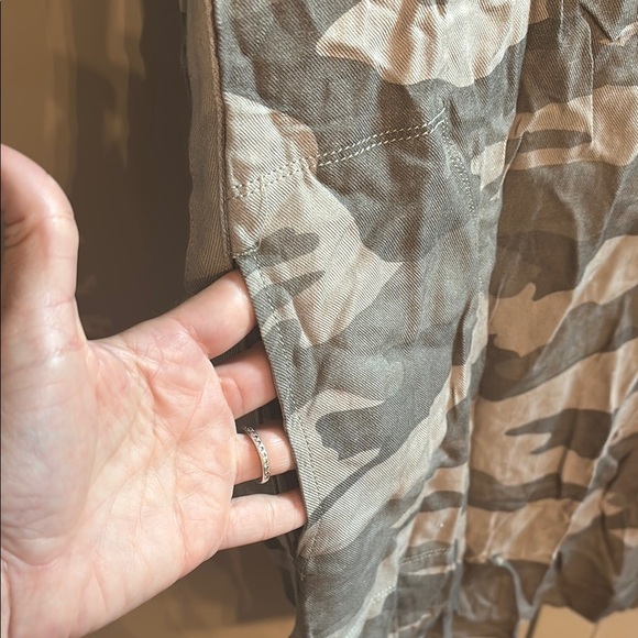 NWT $158 Splendid Camouflage V-Neck Dress sz sm - Picture 2 of 5